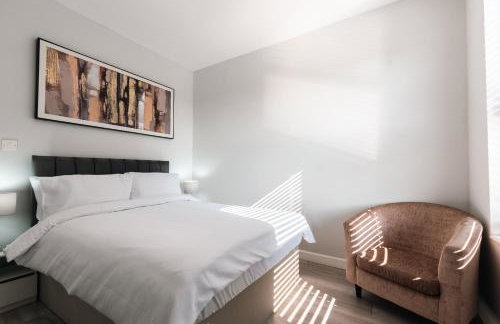 Central 2 Bed Apartment Perfect for Long and Short Stays - Foto 10