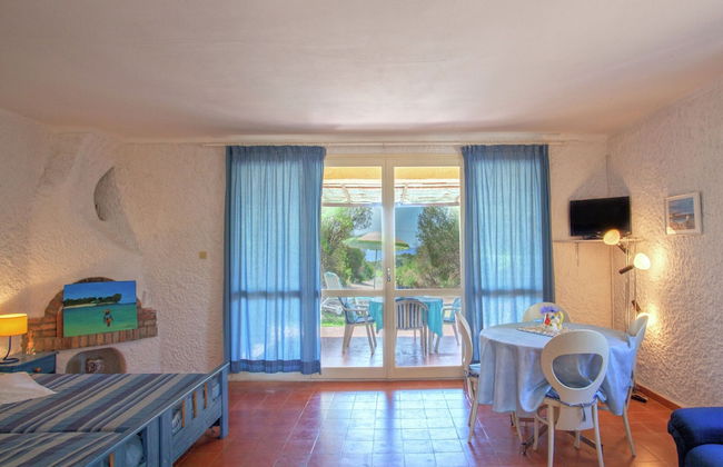 Cosy Holiday Home in Cargese Corse-du-sud Near Sea - Foto 2