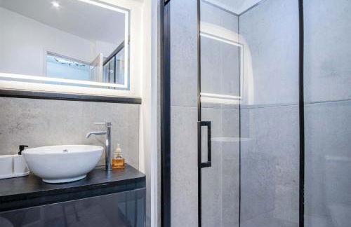 The Cottage - 2 Bedroom Cottage - Tenby - Photo 40