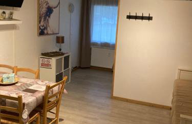 T2 PRALOUP 1600 bat Chanteclerc 6 personnes 36m2 avec chambre à part et 2 TV - Foto 5