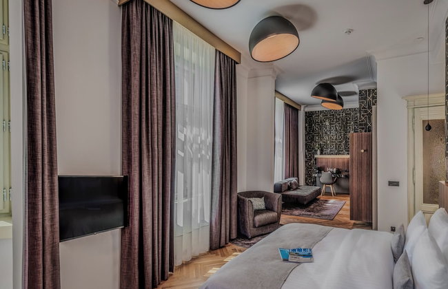 Mottl House by Adrez - Photo 28