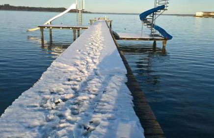 3-Zi Atelierdachwohnung mit Bergblick Seenähe und 2 Loggia - Foto 57