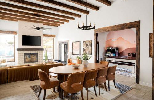 Pickleball & Mini Golf Karaoke Game Room - Foto 5