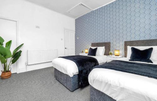 Cozy 2 Bedroom Chorlton House With Parking - Foto 13