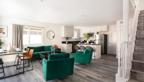 Relax in Spacious 3BR Apt Sleeps 8 and Parking - Foto 2