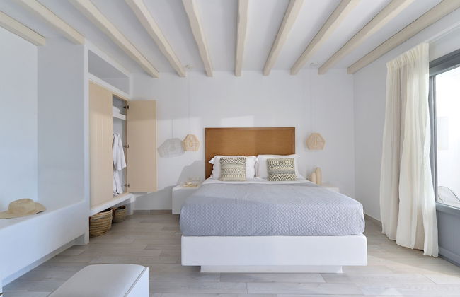 Mythology Naxos Villas & Suites - Photo 21