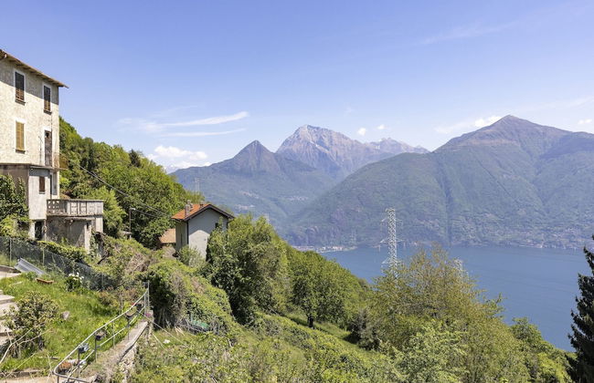 Cozy Hideaway Above Lake Como - Foto 40