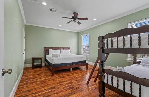 Spacious Beach Retreat Sleeps 25 Perfect for Families Groups - Foto 13