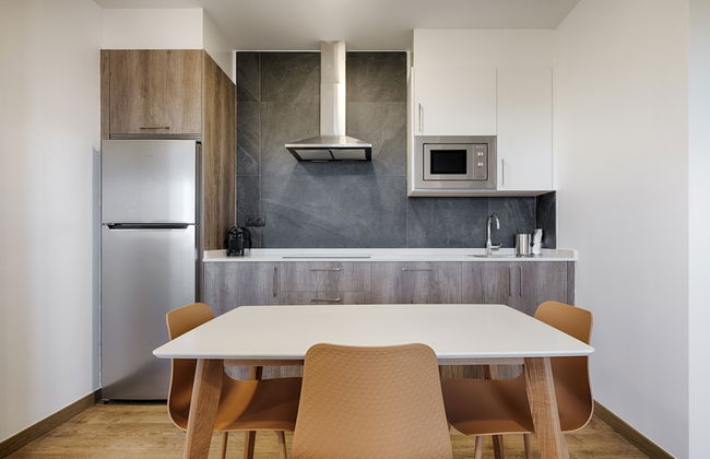 TH Apartments by Como en Casa - Photo 73