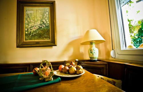 Home Suites - Photo 41