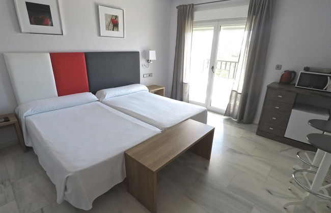 Aparthotel First Flatotel International - Photo 9