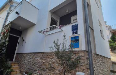 Apartments Valentina Tisno - Photo 6