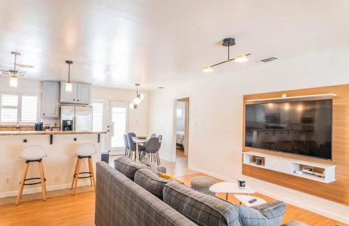 Arden Family Home BBQ Big Kitchen Backyard Pet W/D - Photo 13