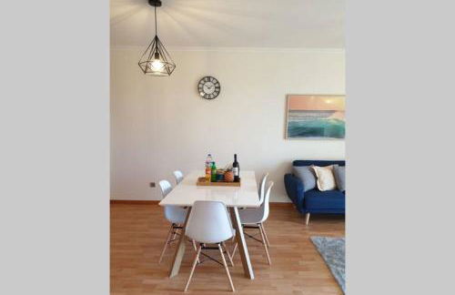 Hill & Sea House - Photo 13