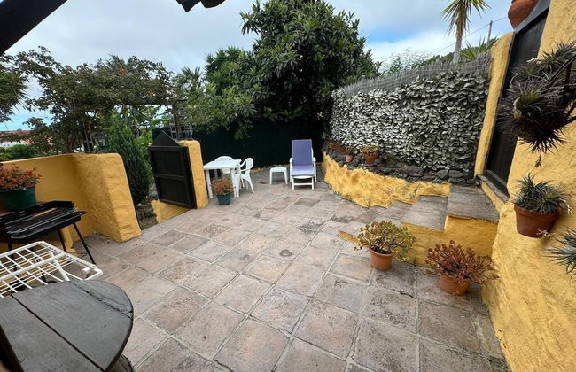 Oasis Hill Botanical Garden - Foto 37