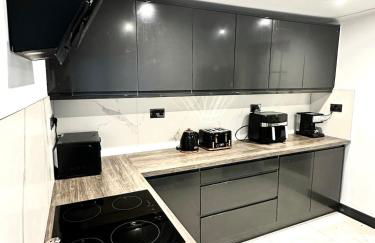 Your Home Away, Luxury House - Foto 20