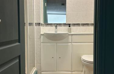 Central Plymouth Sea View Penthouse Apartment with Secure Parking - Foto 44