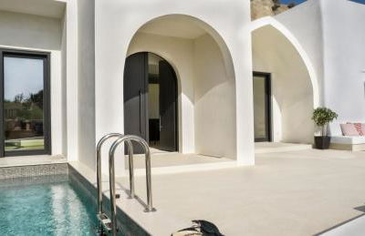 Artium Villa with Outdoor Pool hosted by K&K - Photo 70