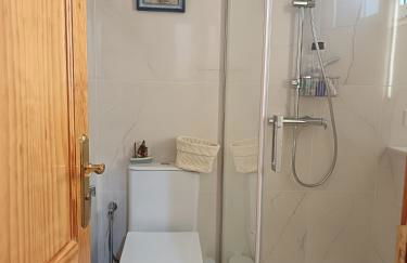 Casa cerca del campo y la ciudad - Foto 9