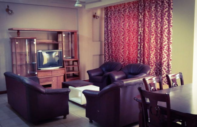 City Centre Apartments - Photo 11