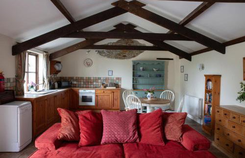 Honeysuckle - Photo 3