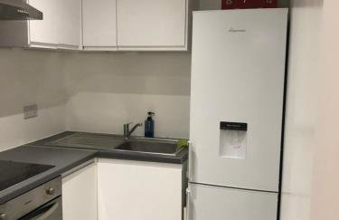 Hendon Basement Studio - Photo 5