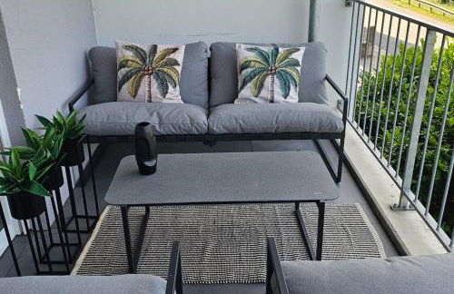 Elegant Apartment with Direct River View, Balcony and Parking in Bernkastel-Kues - Photo 9