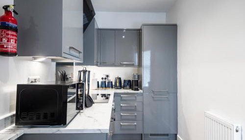 Cozy Vibes Refined 2BR Flat - Foto 2, stove, minibar