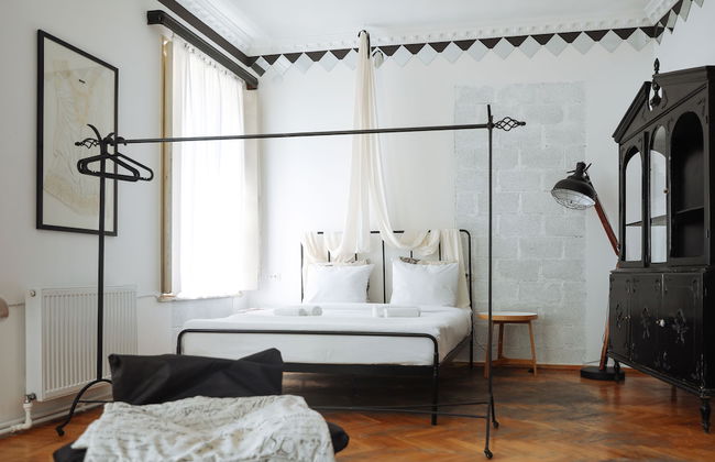 Four Rooms - Photo 6