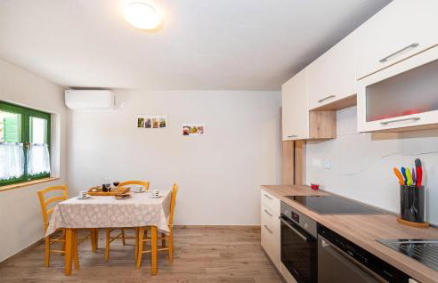 4 Bedroom Amazing Home In Benkovac - Foto 24