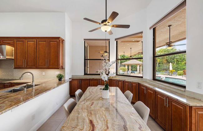 Grand 6BR Plantation Estate w/ Tennis & Pool - Foto 17