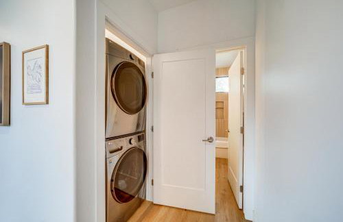 Modern Cabin Living! Mtn-View Gem in Munds Park - Foto 17