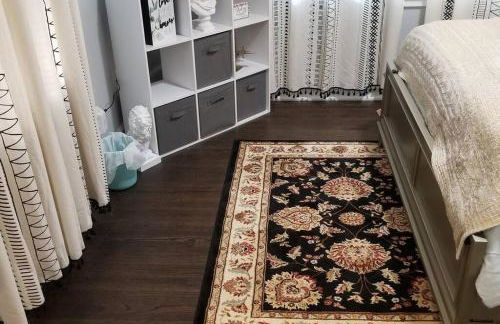 BLUE FLAMINGO'S CHARMING HOME-Heart of Tulsa2- Cherry St-Expo-11th - Foto 42