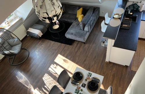 Moderne Galerie-Wohnung! Zentral-A8-B17 WIFI - Foto 1