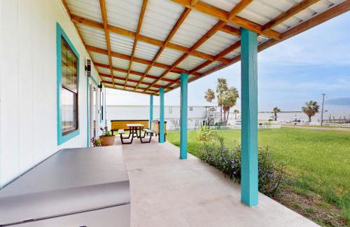 Bay Views and Beach Access Ingleside Getaway - Foto 17