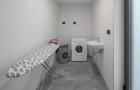 3 Bedroom Awesome Home In Sterna - Foto 26