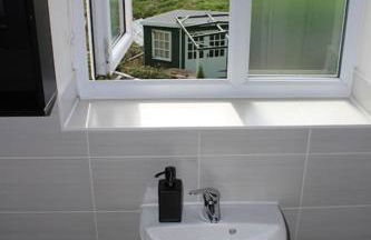 Beautiful Home in Dorset - Photo 9