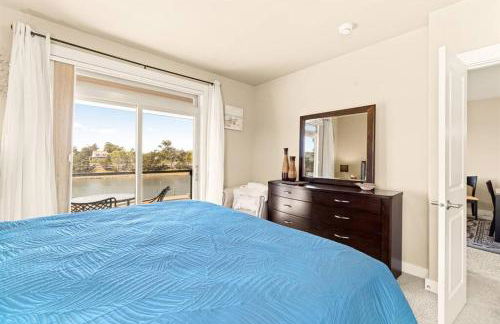 Seaside Waterfront condo walking to downtown and beach - Foto 6