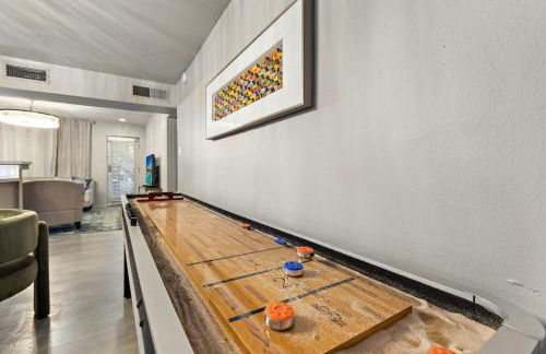 Modern Dallas 2BR Patio, Pool & Secure Parking - Foto 30