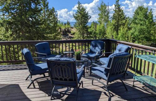 Mtn-View Retreat with Hot Tub in Granby! - Foto 22