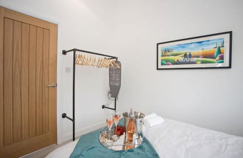 The Bearded Goat Den - A rural retreat at this modern holiday cottage - Foto 6