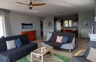 Up on the hill - Foto 19