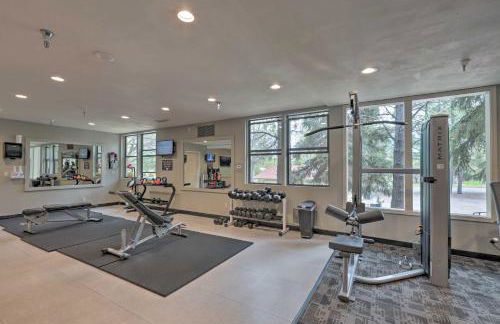 Cozy Flagstaff Retreat with Balcony and Mtn View! - Foto 25