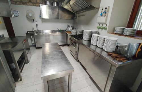 Umbrian Farmhouse Retreat With Private Pool and Garden - Foto 34