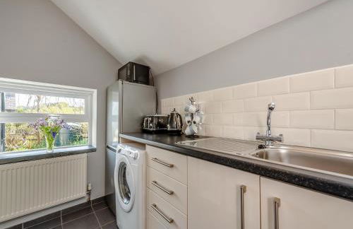 West Llwyn - Uk41757 - Photo 9