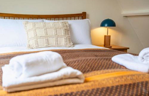 Cosy 2BD Cottage in Oxfordshire - Near Daylesford! - Photo 5