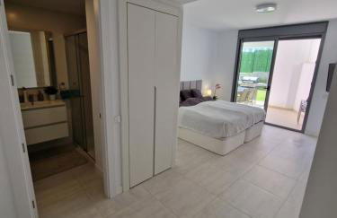 Apartment Infinity Vanian Gardens - Photo 6