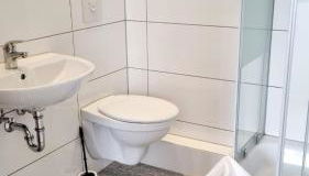 Green Apartment Fine for couples Neukölln - Foto 3, Shower