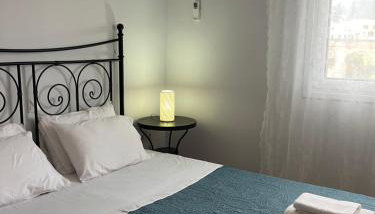 Lovely 1-bedroom apartment in front of sandy beach - Foto 2