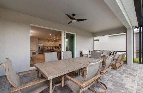 10 BR Home, Themed Rooms, Private Pool, in New Windsor Cay Resort - Foto 73